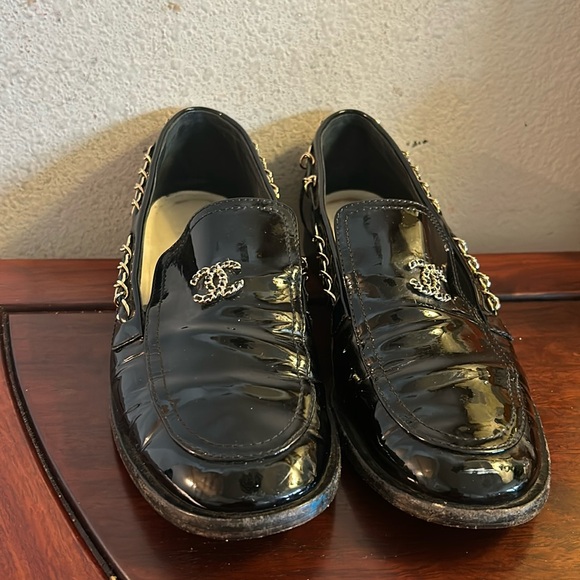 Chanel Loafer Size 39 - Picture 1 of 17